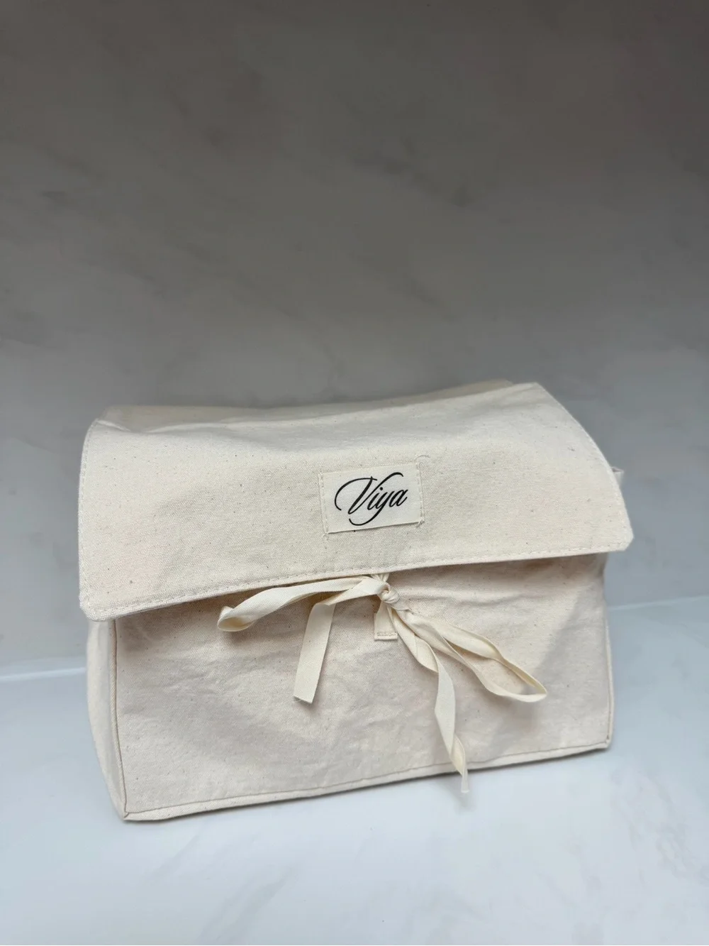Beige Leather Travel Vanity Case